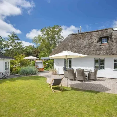 Holiday home Haushaelfte Kleines Juwel Id 383
